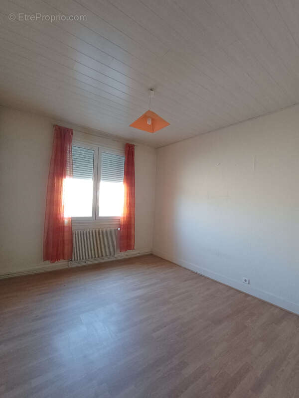 Appartement à THIERS