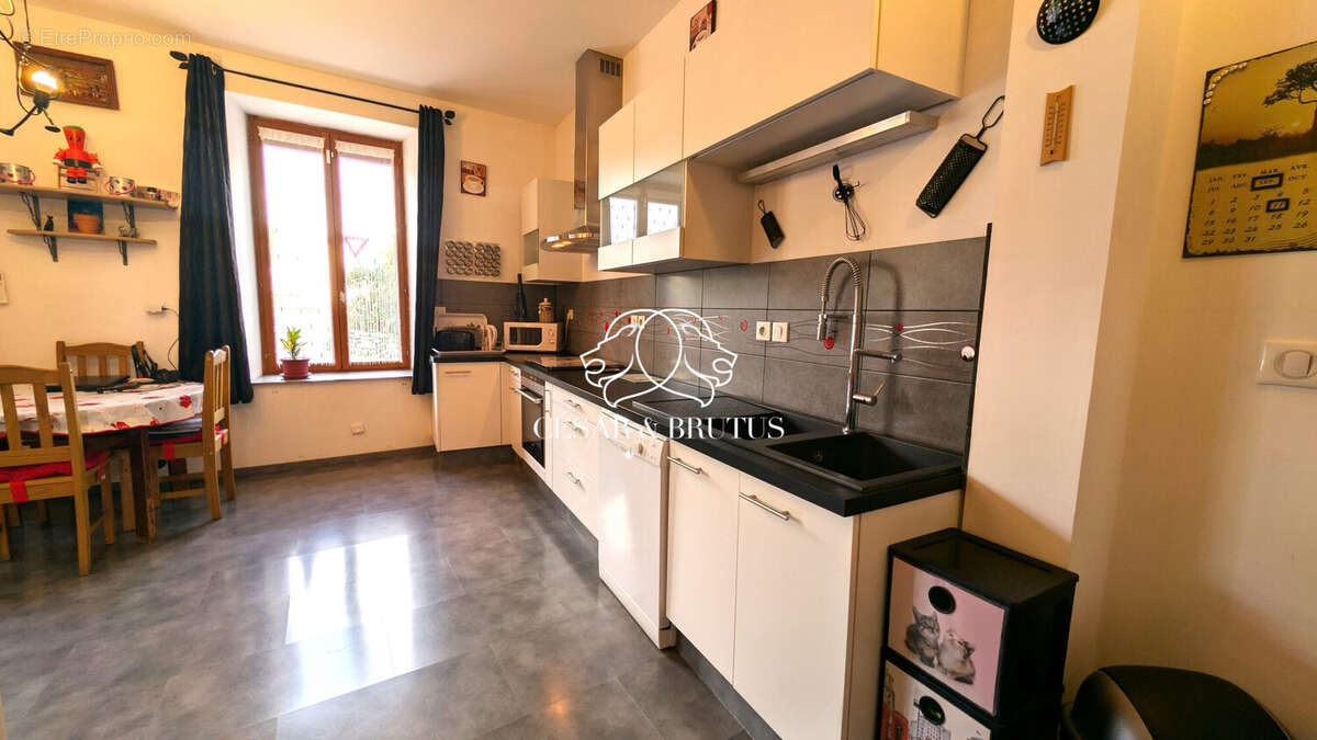 Maison 110 m² à Vorey  - photo 5