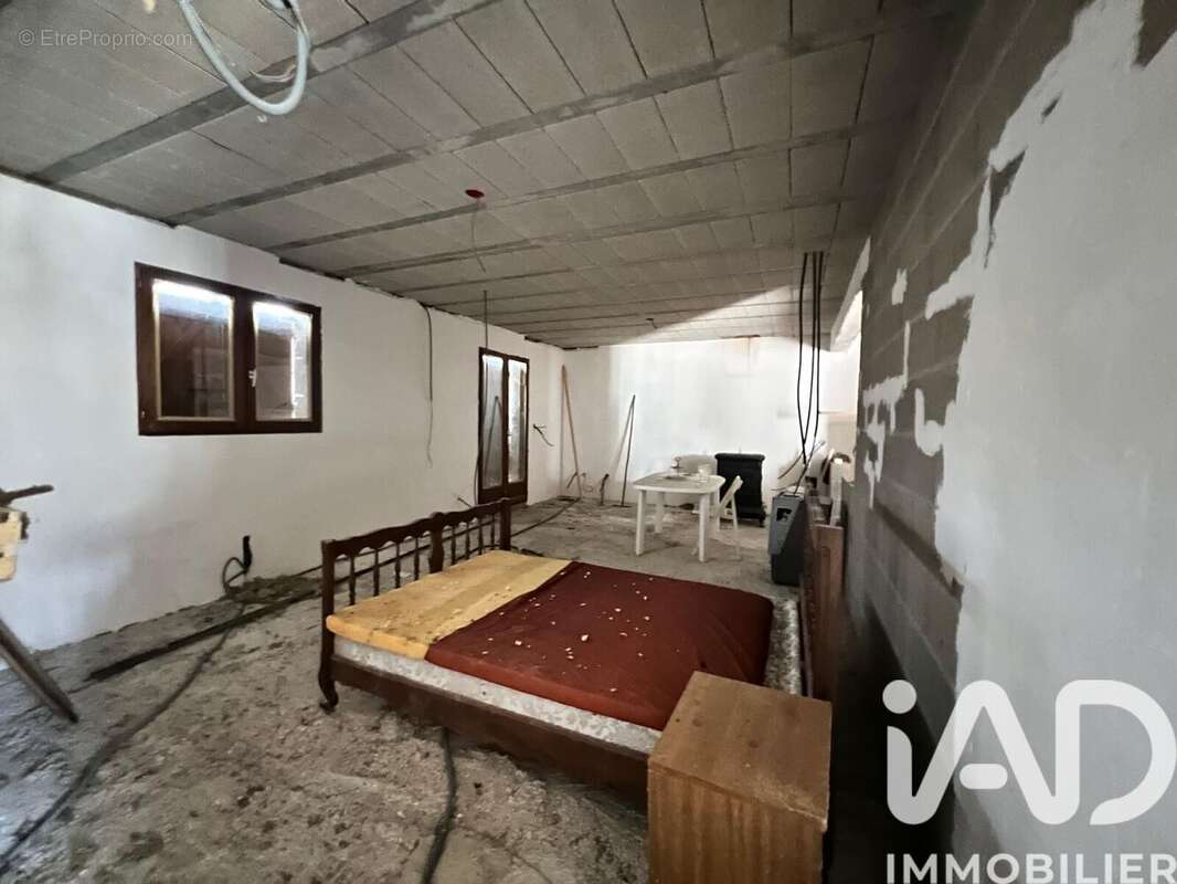 Maison 200 m² à Foucherolles  - photo 4