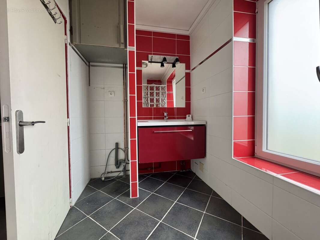 Maison à THIERS-SUR-THEVE