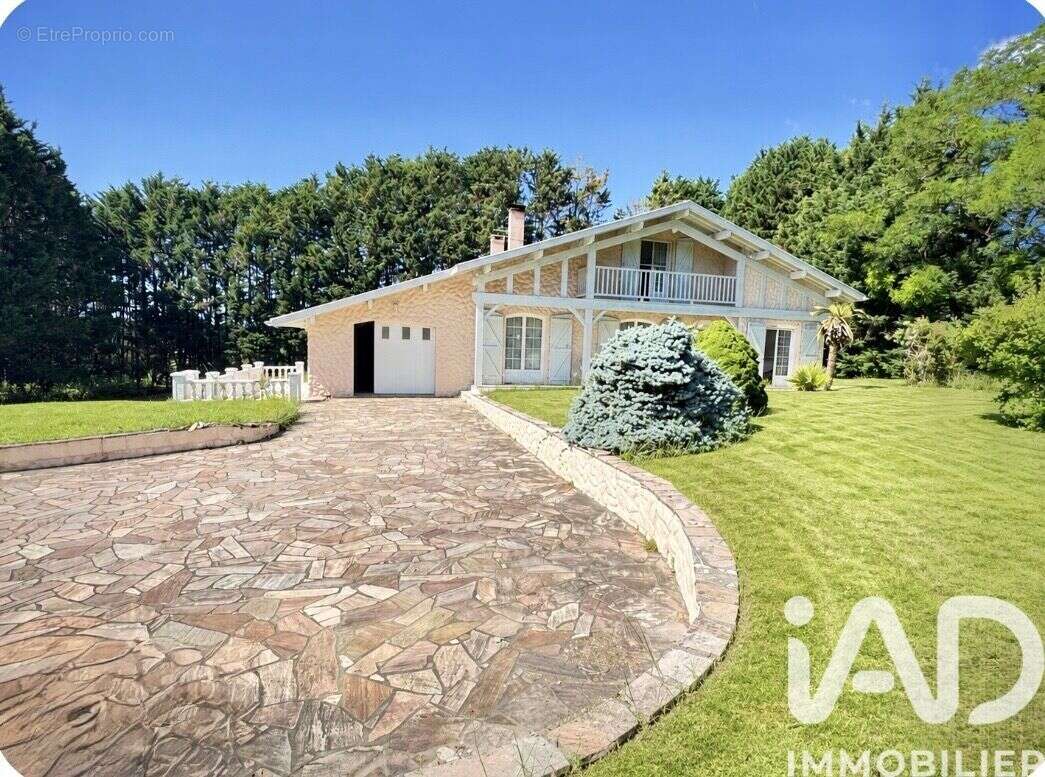 Photo 2 - Maison à SAINT-MARTIN-DE-SEIGNANX
