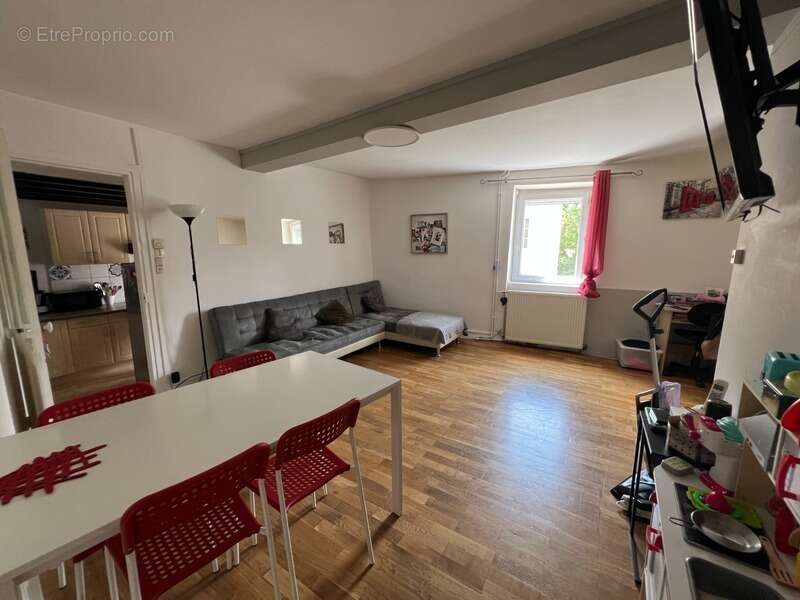 Maison à PONTCHARRA-SUR-TURDINE