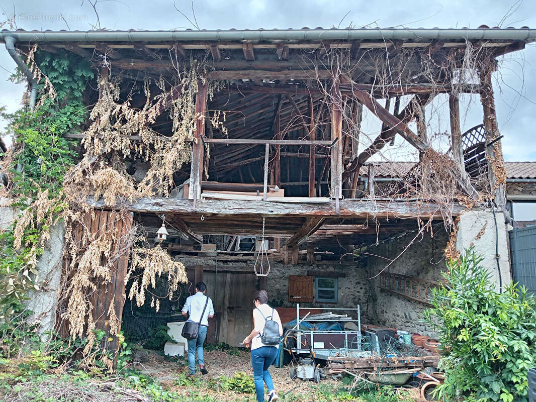Maison à PRAT-BONREPAUX