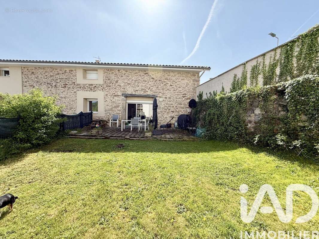 Photo 2 - Appartement à FRAISSES