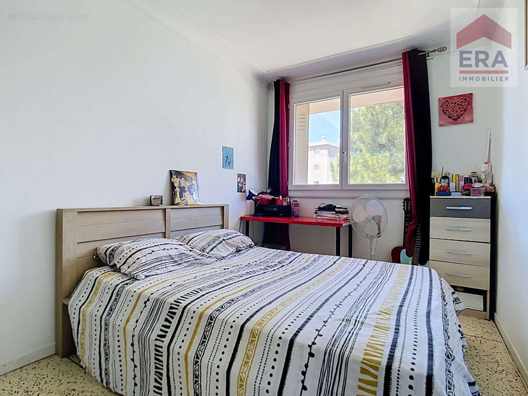 Appartement à MARSEILLE-9E