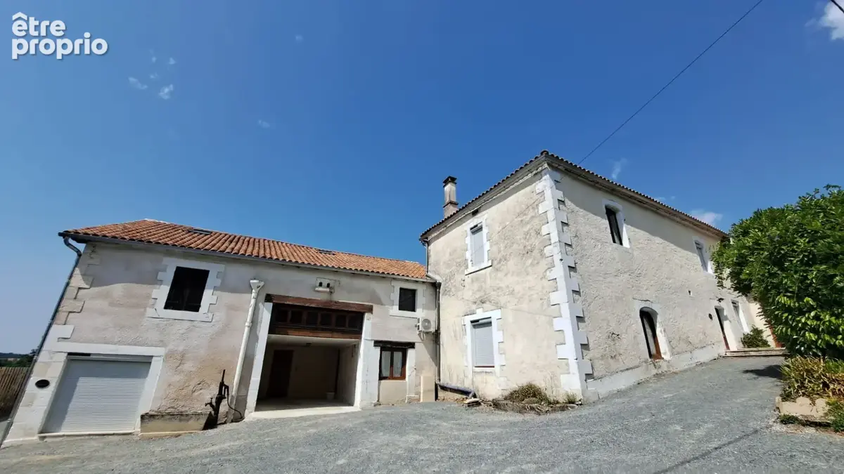 Proche de Ribérac  hameau avec trois gîtes et maison indépendante - photo 2