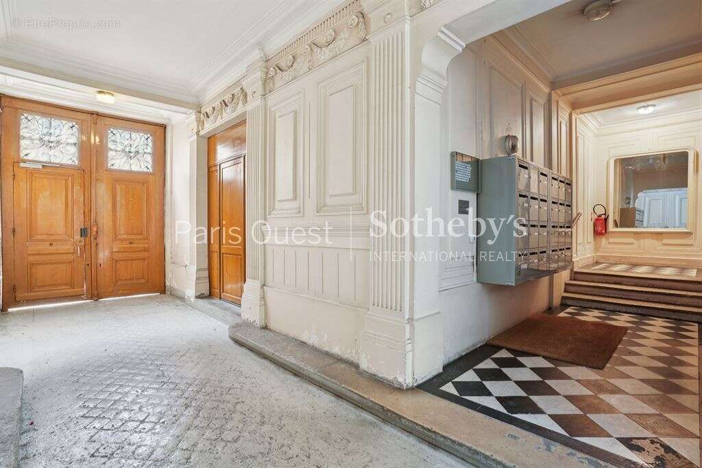 Appartement à PARIS-5E