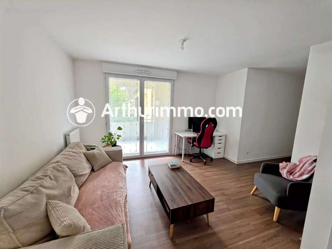 Appartement à LIEUSAINT