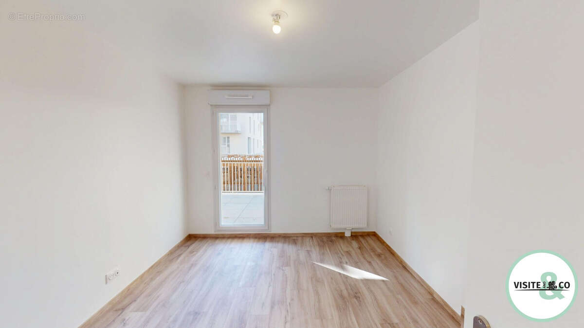 Appartement à FLEURY-SUR-ORNE