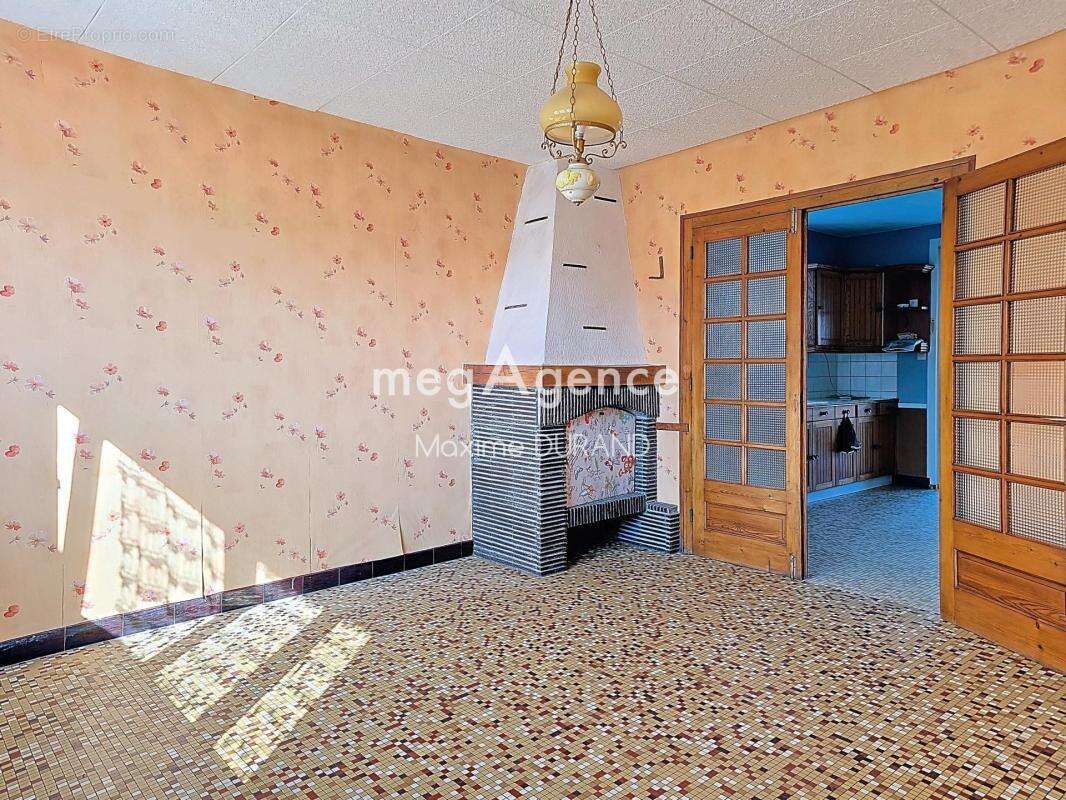 Maison à LA ROMAGNE