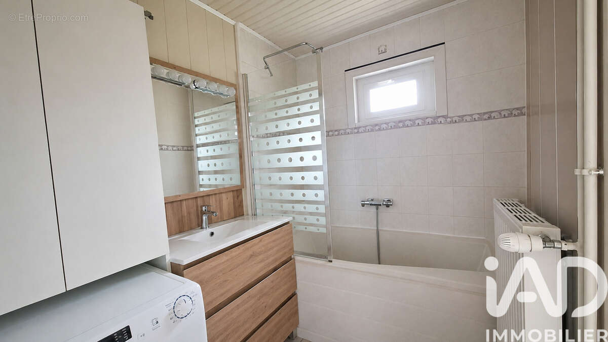 Maison 87 m² à Conches-En-Ouche  - photo 8