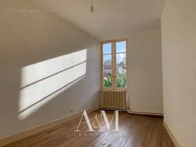 Appartement à MAREUIL
