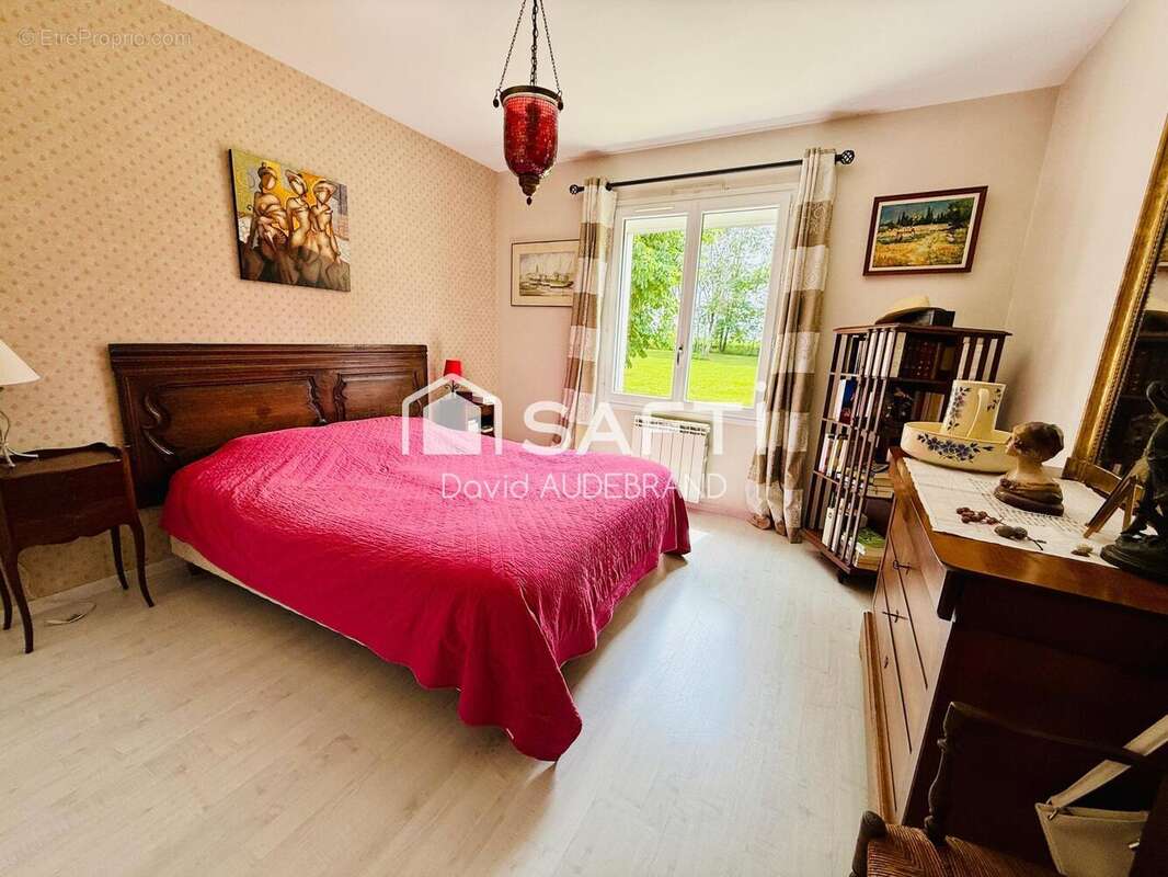 Photo 9 - Maison à VOUILLE