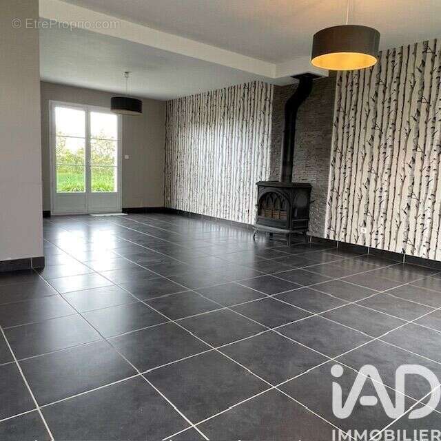 Photo 2 - Maison à CHAINGY