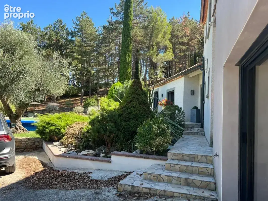 Belle villa de 166 m2 avec piscine , terrain 12730 m2 - photo 15