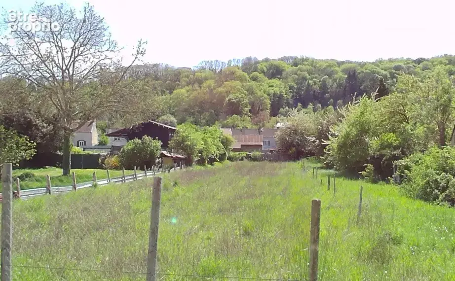 Photo Terrain à Mezieres-Sur-Seine au prix de 143 000€