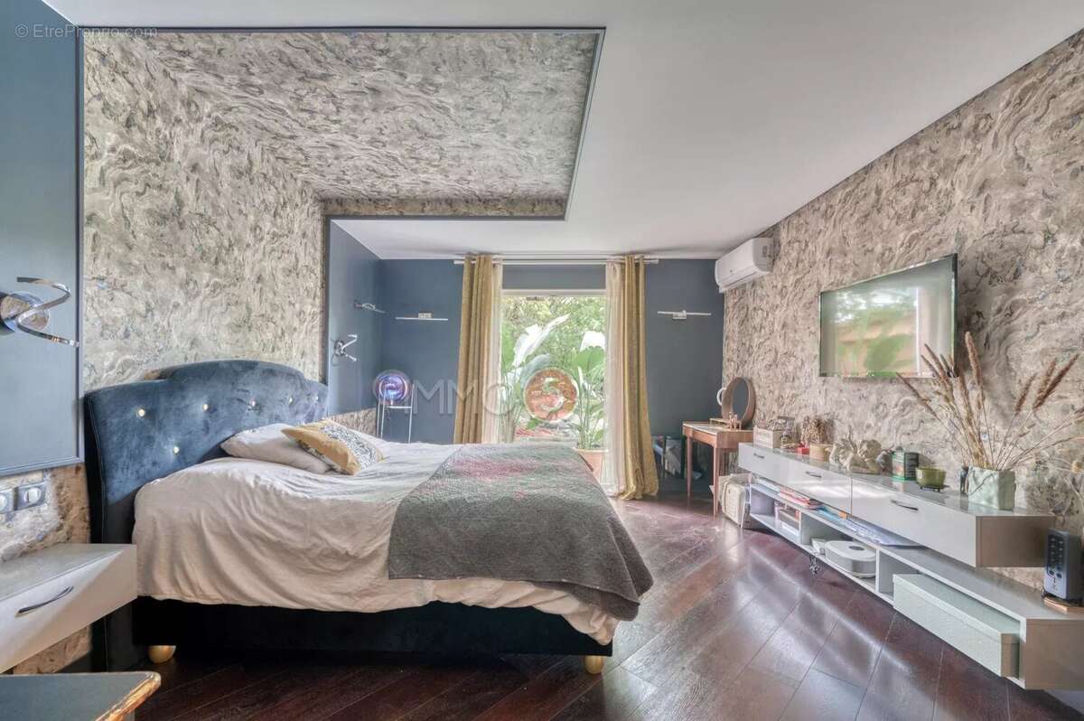 Maison à VILLEMOMBLE