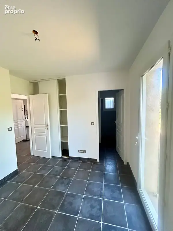 Jolie maison mitoyenne 3 pieces avec terrasses et jardin a porticcio - photo 12