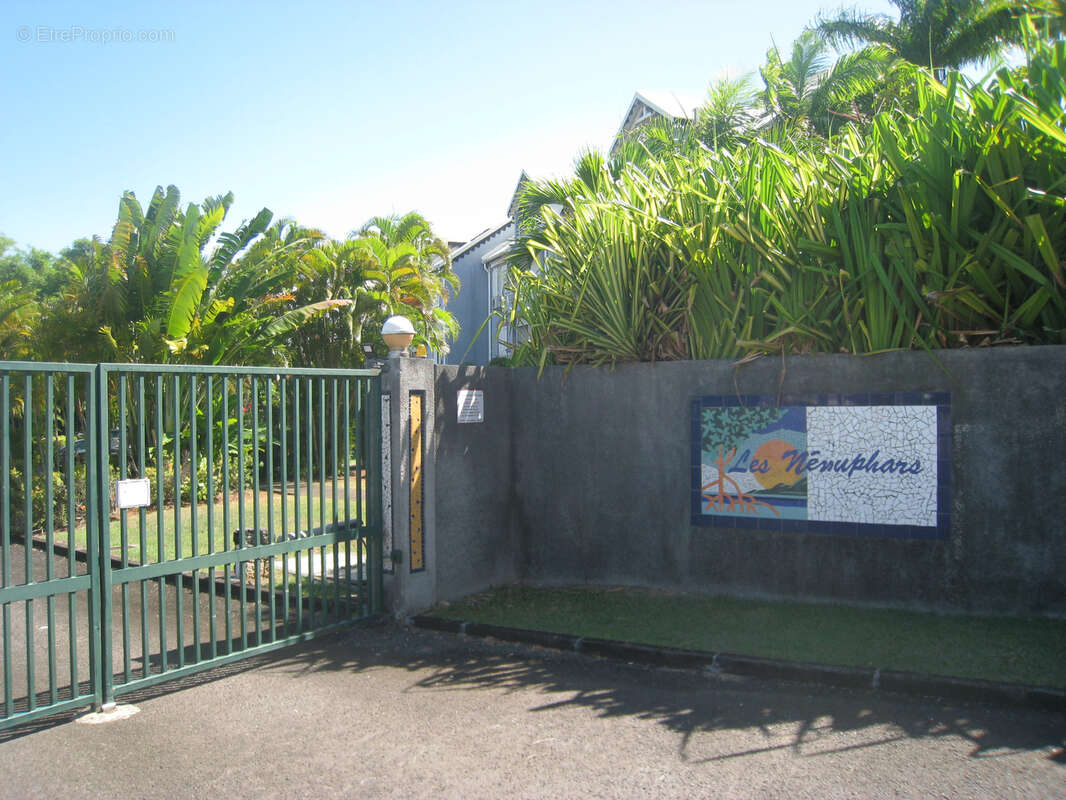Appartement à BAIE-MAHAULT