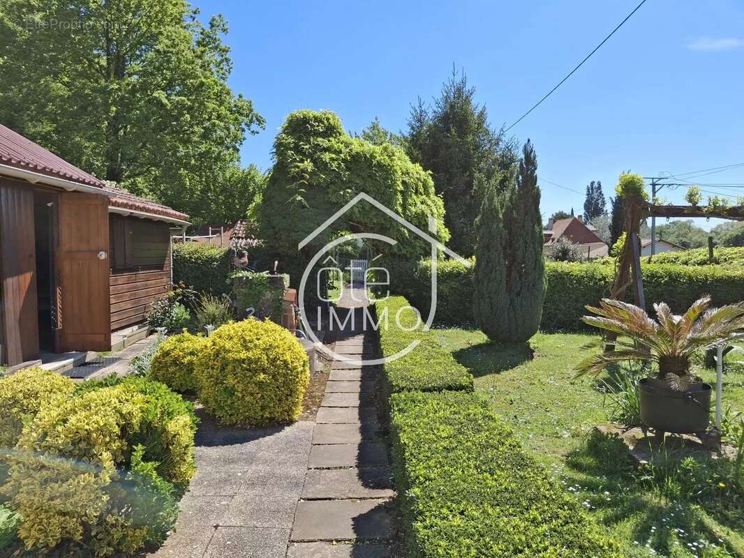 Maison à MOULEYDIER