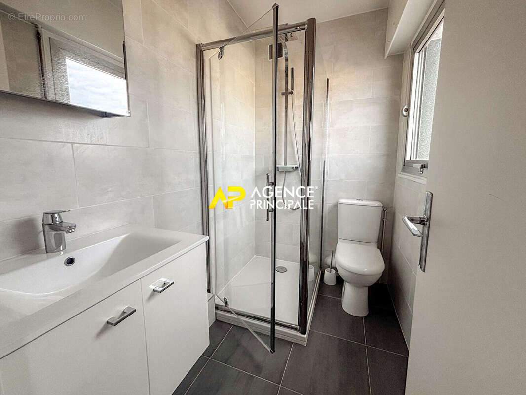 Appartement à SARTROUVILLE