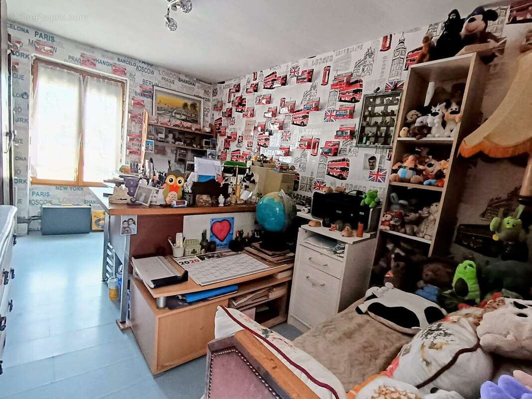 Maison à MEZIDON-CANON