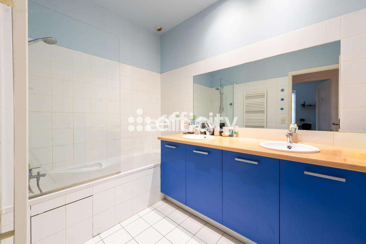 Maison à COLLONGES-AU-MONT-D&#039;OR