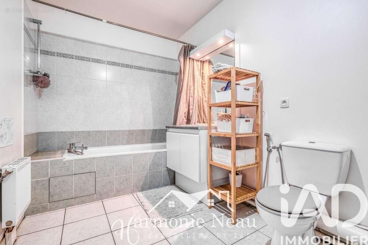 Photo 8 - Appartement à VAUJOURS