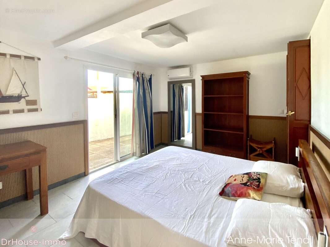 Maison 104 m² à Saint-Pierre  - photo 24