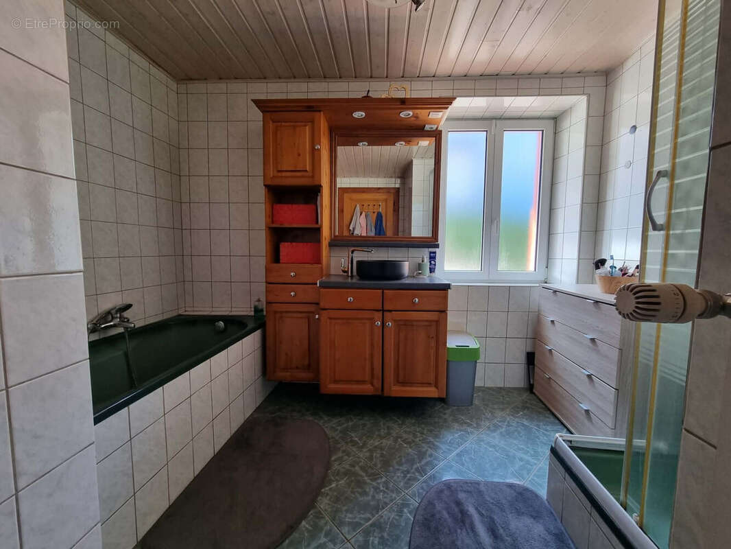 Maison 170 m² à Troisfontaines  - photo 8