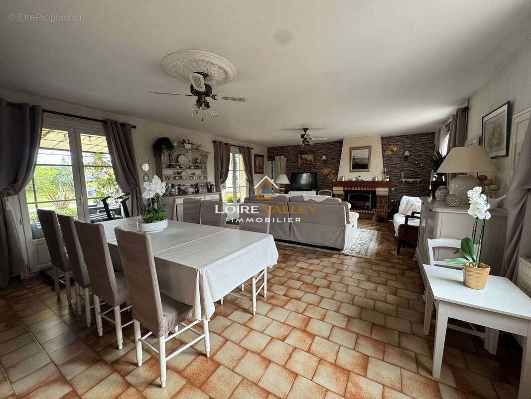 Saint Mathurin sur Loire. Charmante maison de plain pied - photo 2