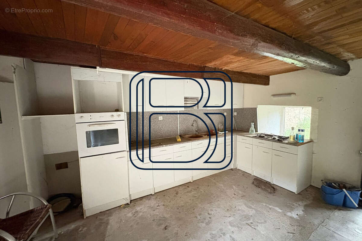 Maison 108 m² à Arlanc  - photo 3