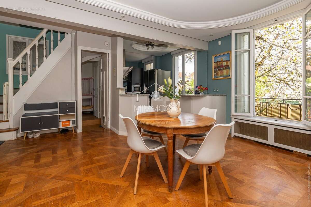 Maison à LES PAVILLONS-SOUS-BOIS