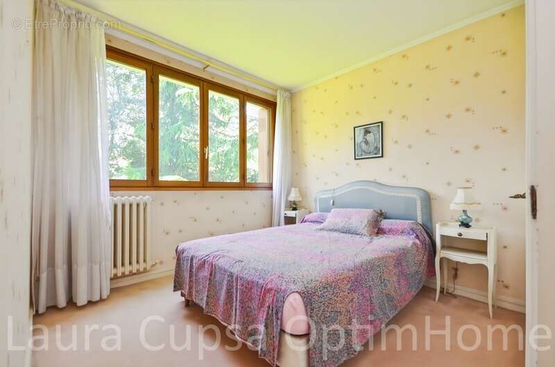 Appartement à FRESNES