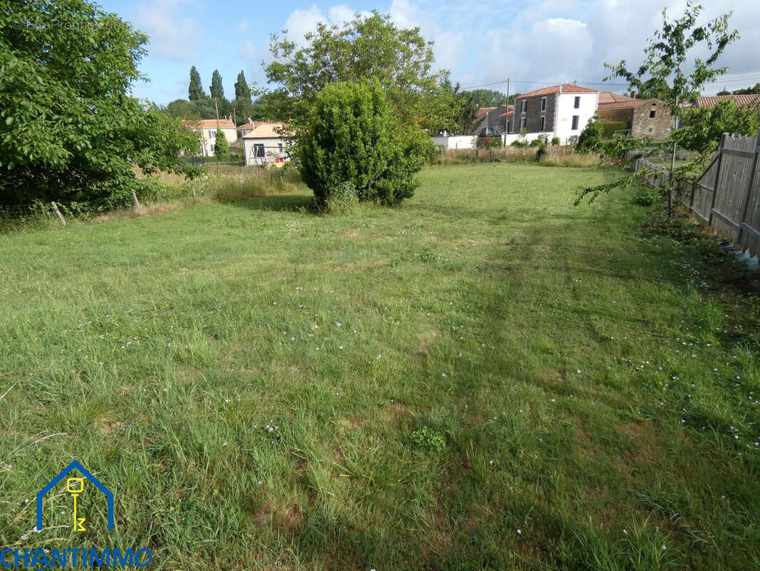 Terrain à SAINTE-HERMINE