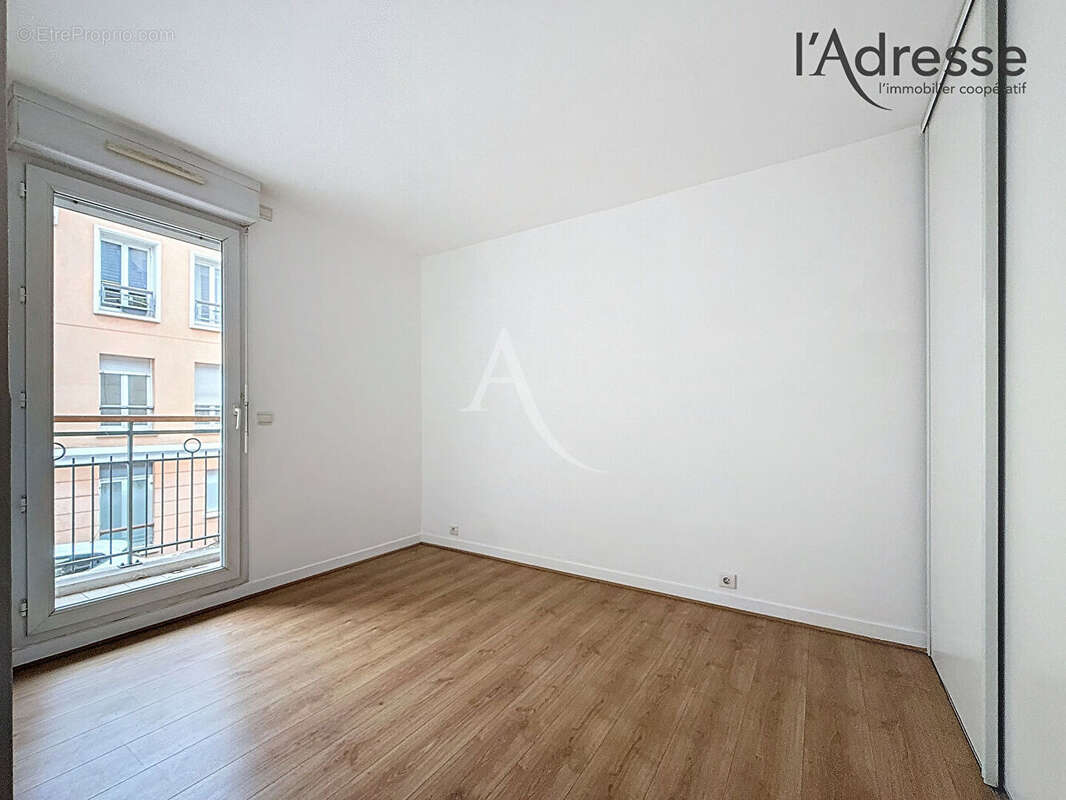 Appartement à SURESNES