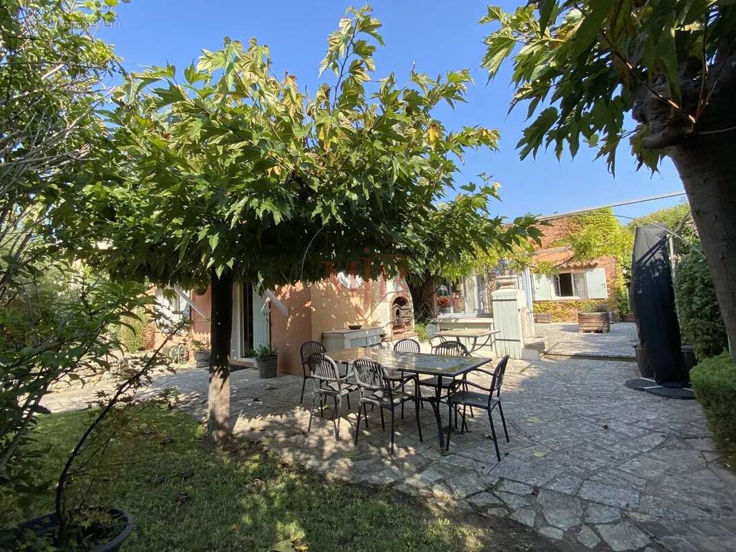 Au calme centre village  charmante villa plain pied - photo 11