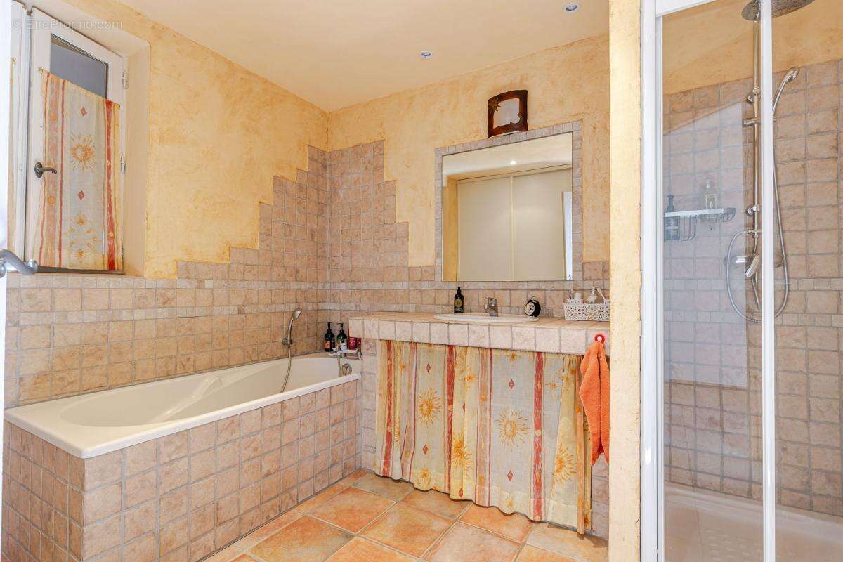 Maison à MANOSQUE