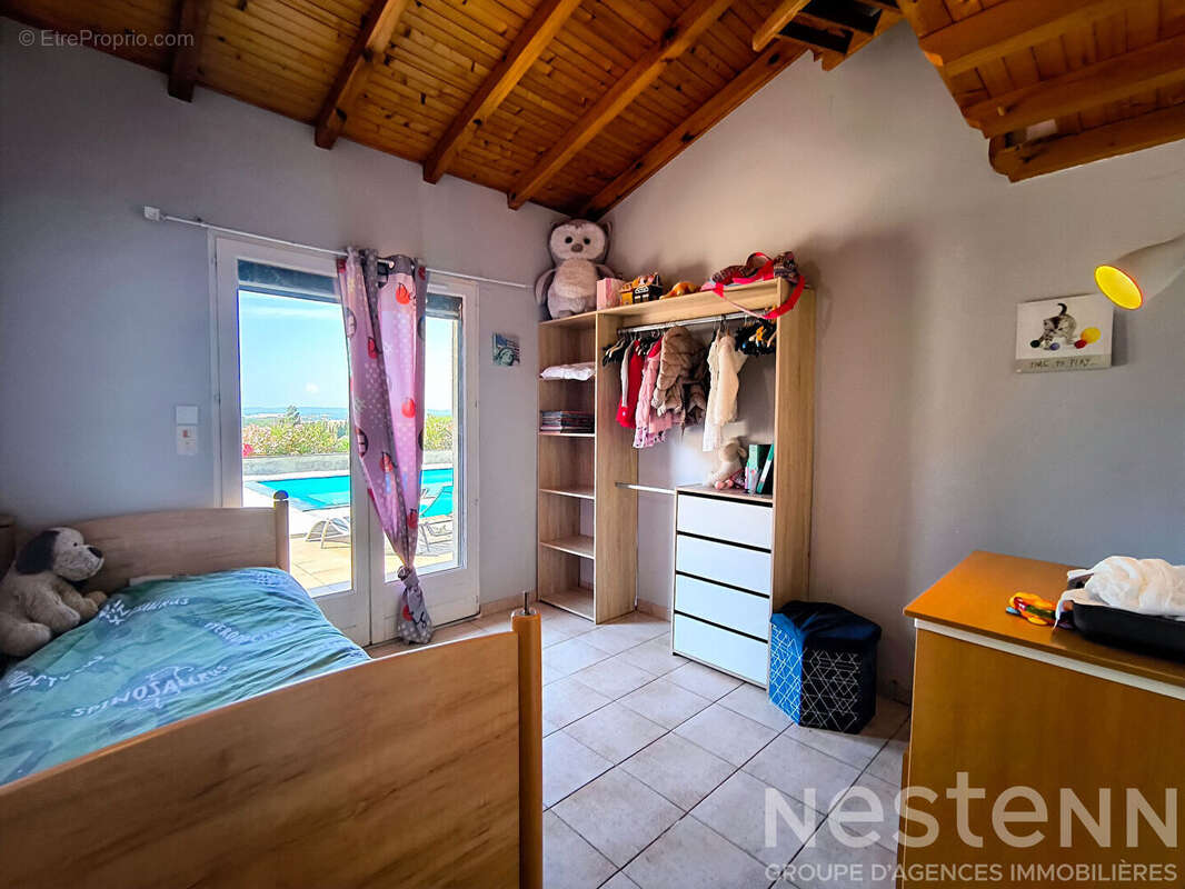 Maison à vendre à Peyrens avec 268 m² habitables, piscine et terrain de 3 600 m² pour un projet immobilier familial - photo 18