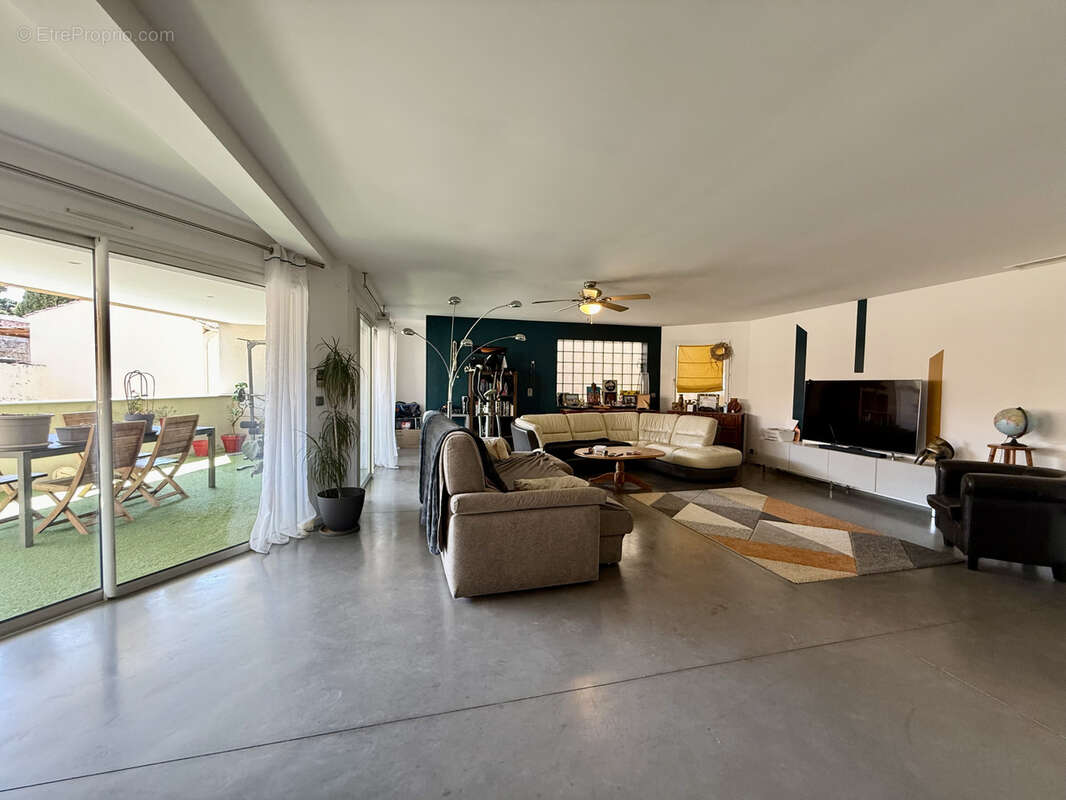 Appartement à VILLENEUVE-DE-LA-RAHO
