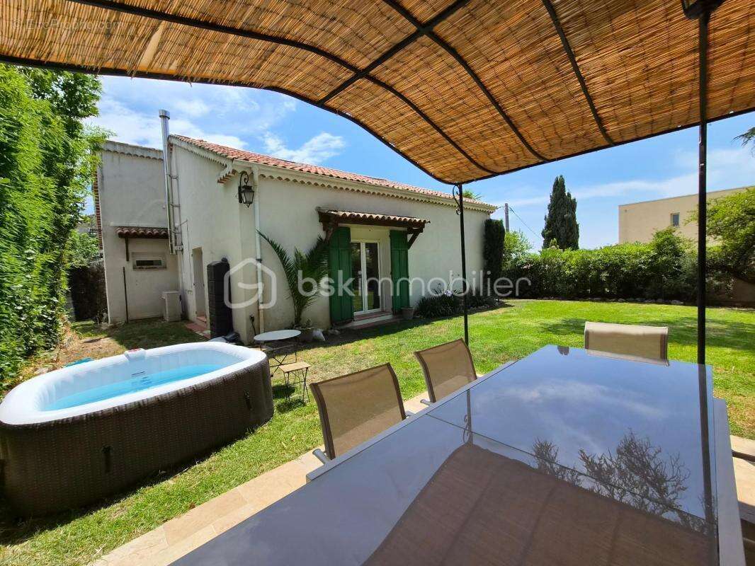 Vence – Centre à pied : maison individuelle 200 m², 4 chambres, domotique & panneaux solaires - photo 19