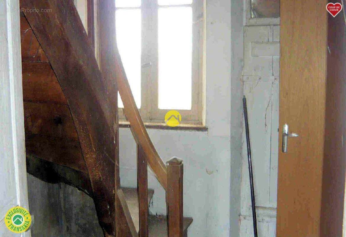 Maison à DUN-LE-PALESTEL