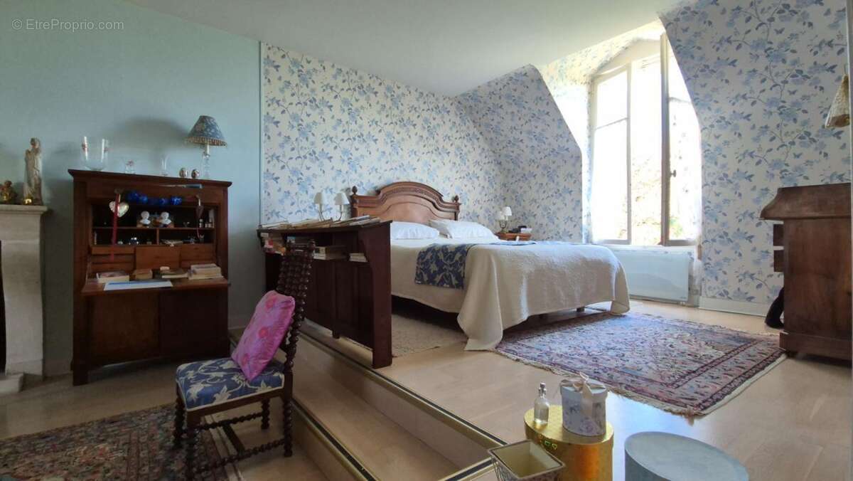 Maison à CHATILLON-SUR-INDRE