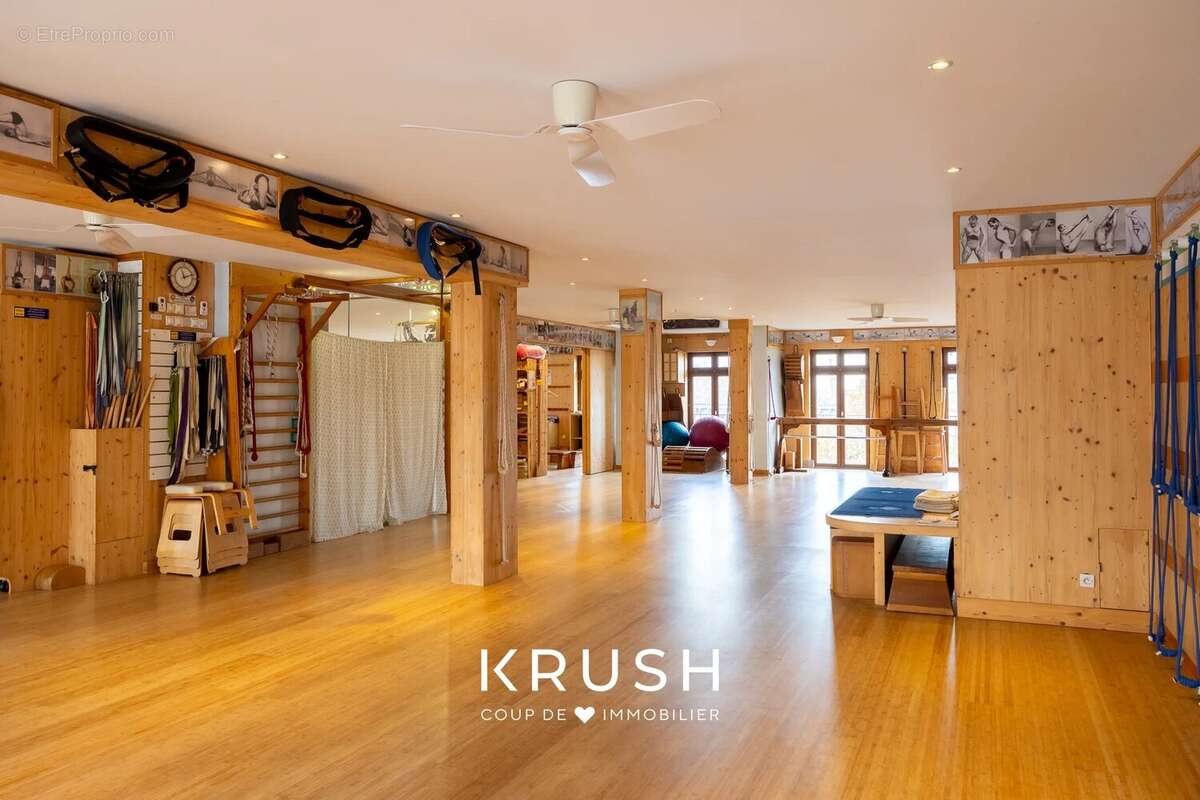 Commerce à MARSEILLE-4E