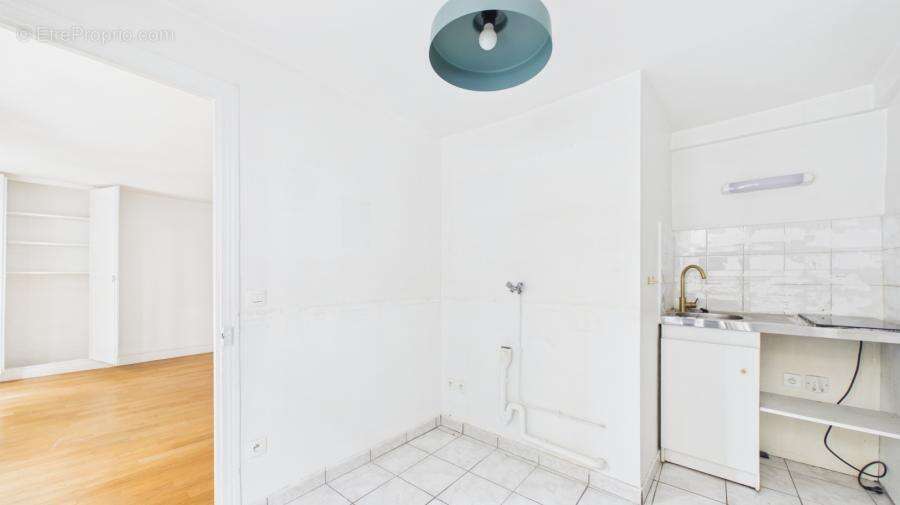Appartement à PARIS-6E