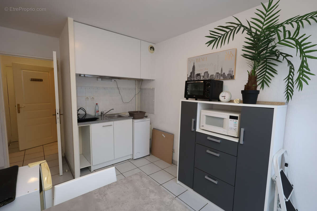LAXOU , Au Calme Bel appartement F1 entièrement meublé de 27 m2 avec Terrasses et box de stationnement - photo 5