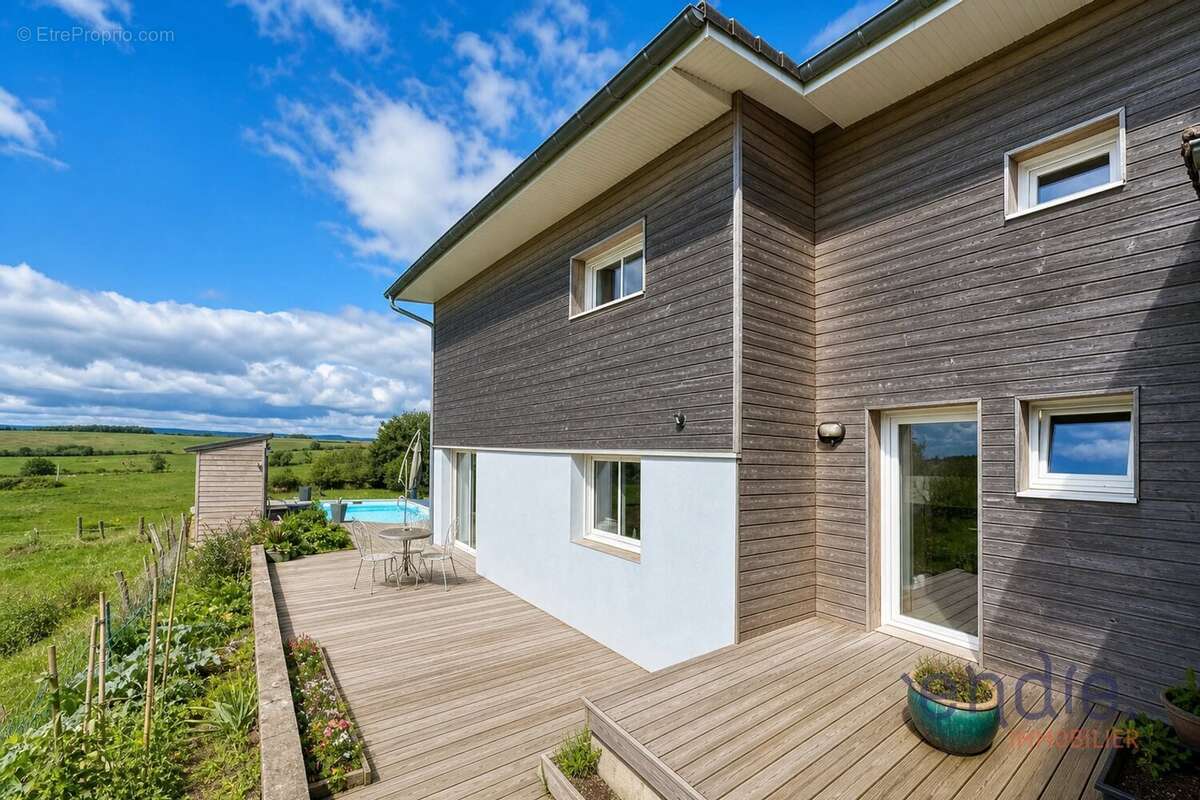 Maison 8 piéces, 200m2 avec Gite indépendant - photo 8