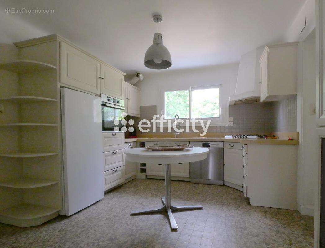 Maison 163 m² à Hinx  - photo 6