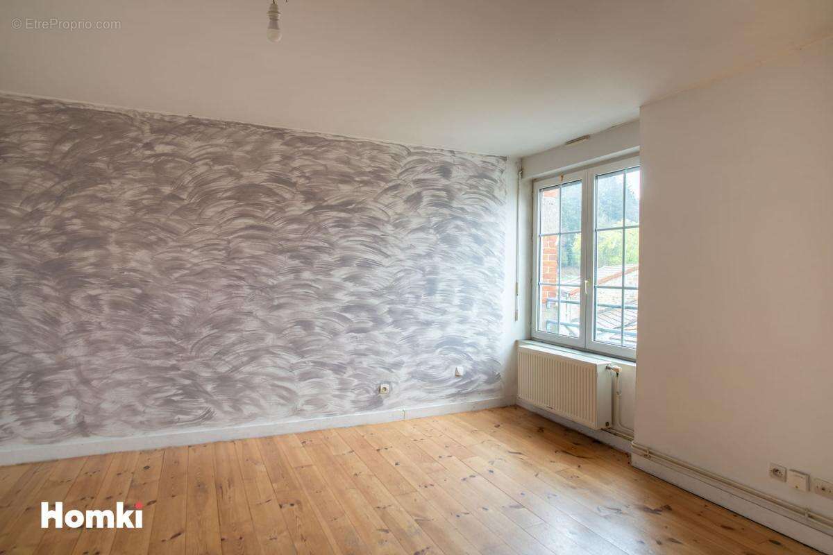 Appartement à LA SEAUVE-SUR-SEMENE