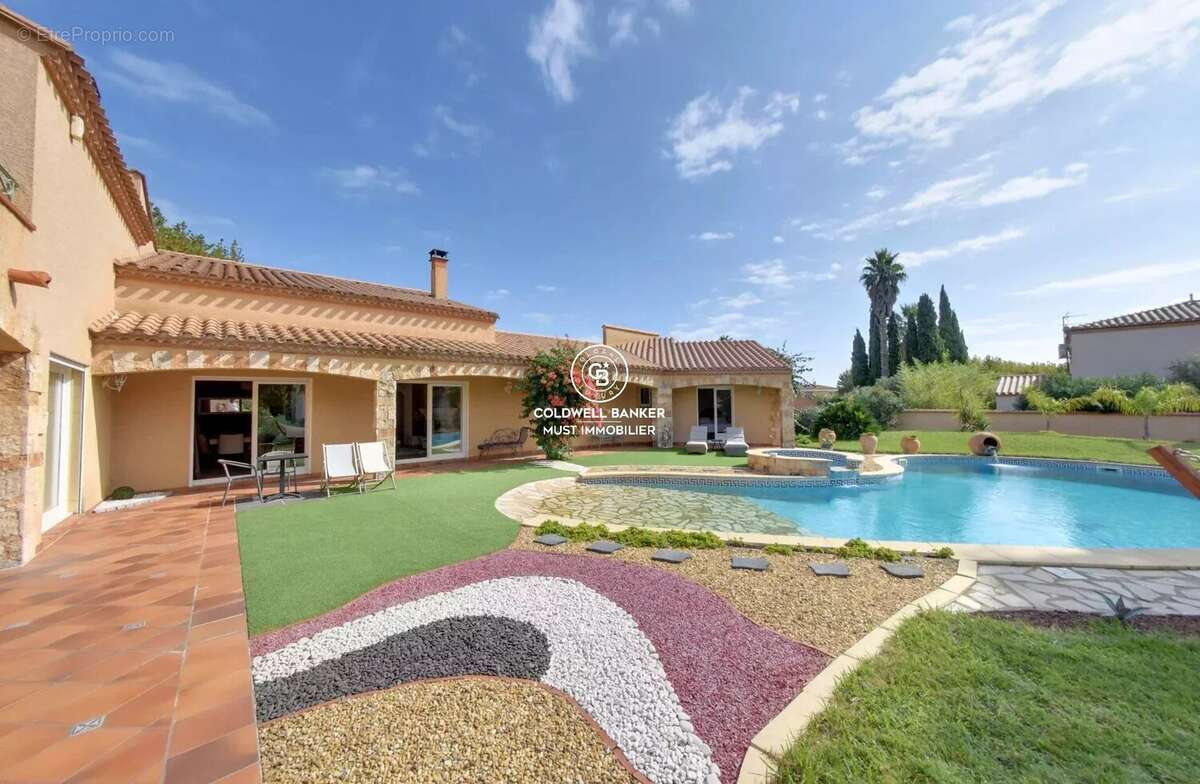 Maison à SAINT-CYPRIEN